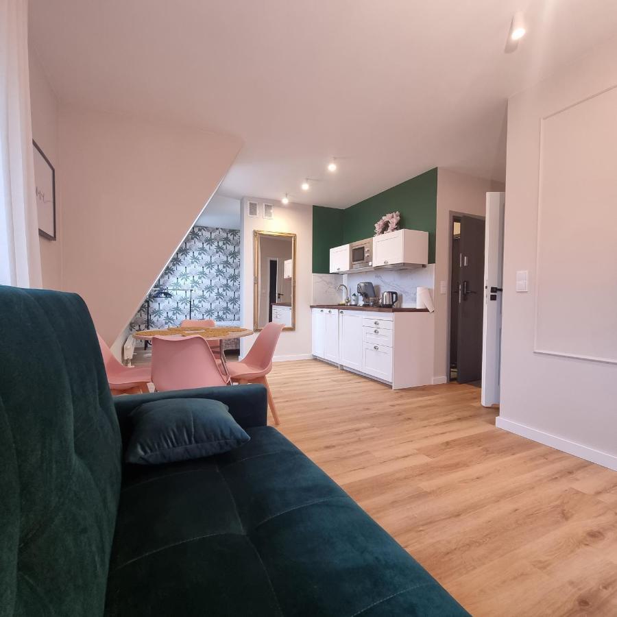 Apartamenty Pastelowe, Suntago, Deepspot, Mszczonów エクステリア 写真